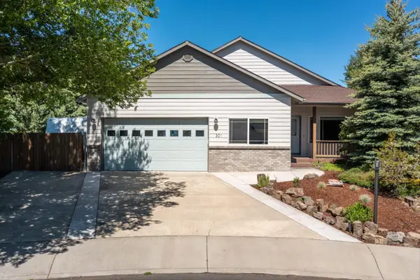 301 SE Springer Court, Bend, OR 97702