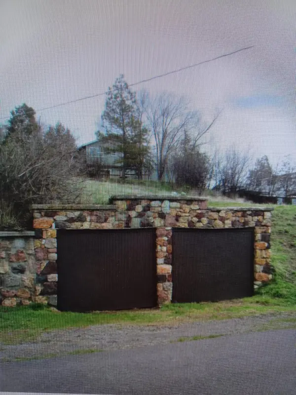 Haskins Street #9 & 10, Klamath Falls, OR 97601