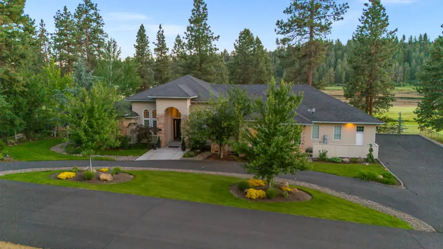 11810 Merganser Road, Klamath Falls, OR 97601 - Image #3