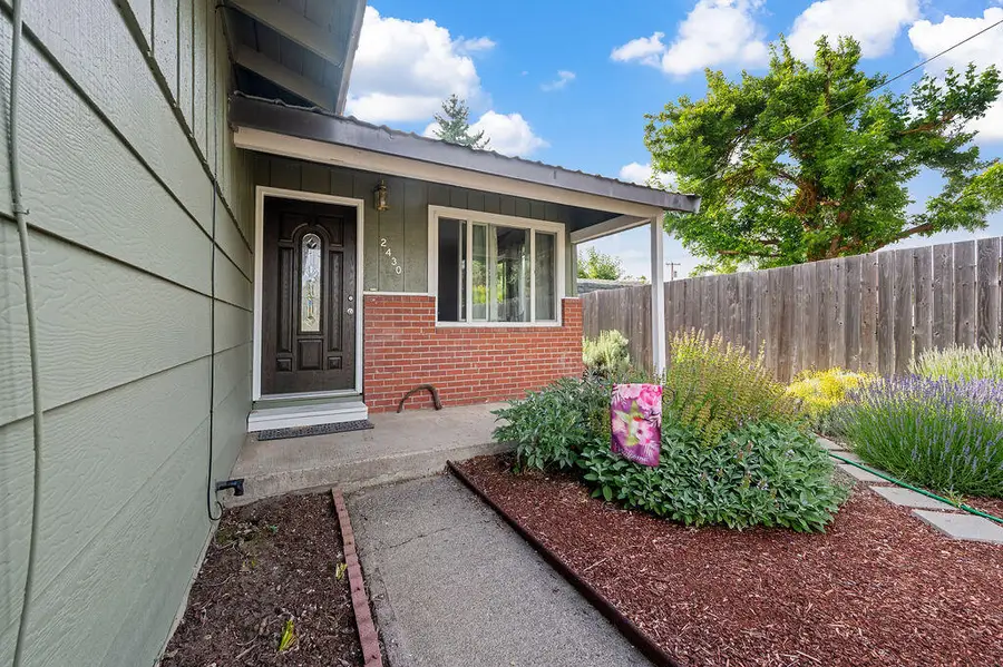 2430 Berkeley Street, Klamath Falls, OR 97601 - Image #3