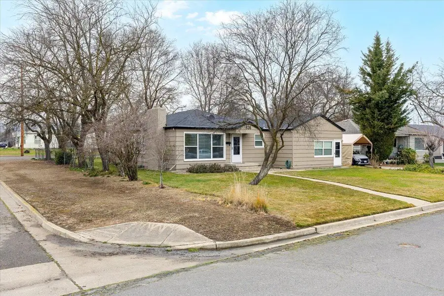 826 Grant Avenue, Medford, OR 97501 - #2