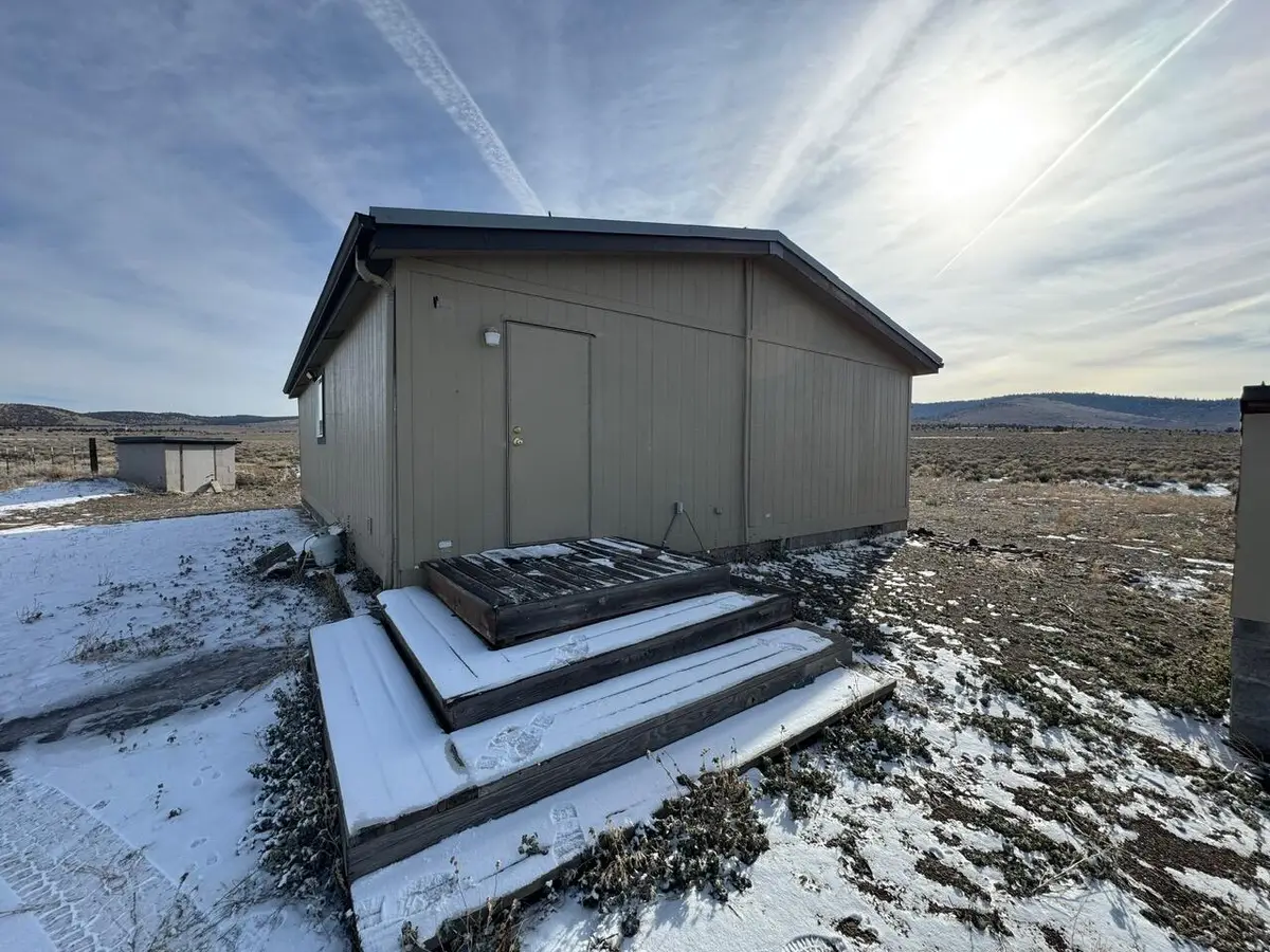 27737 Ford Road, Bend, OR 97702 - Image #1