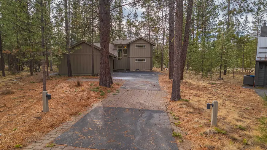 57655 Aspen Lane #2, Sunriver, OR 97707 - Image #2