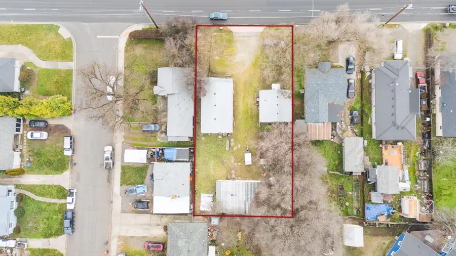 840 W Stewart Avenue, Medford, OR 97501 - Image #2