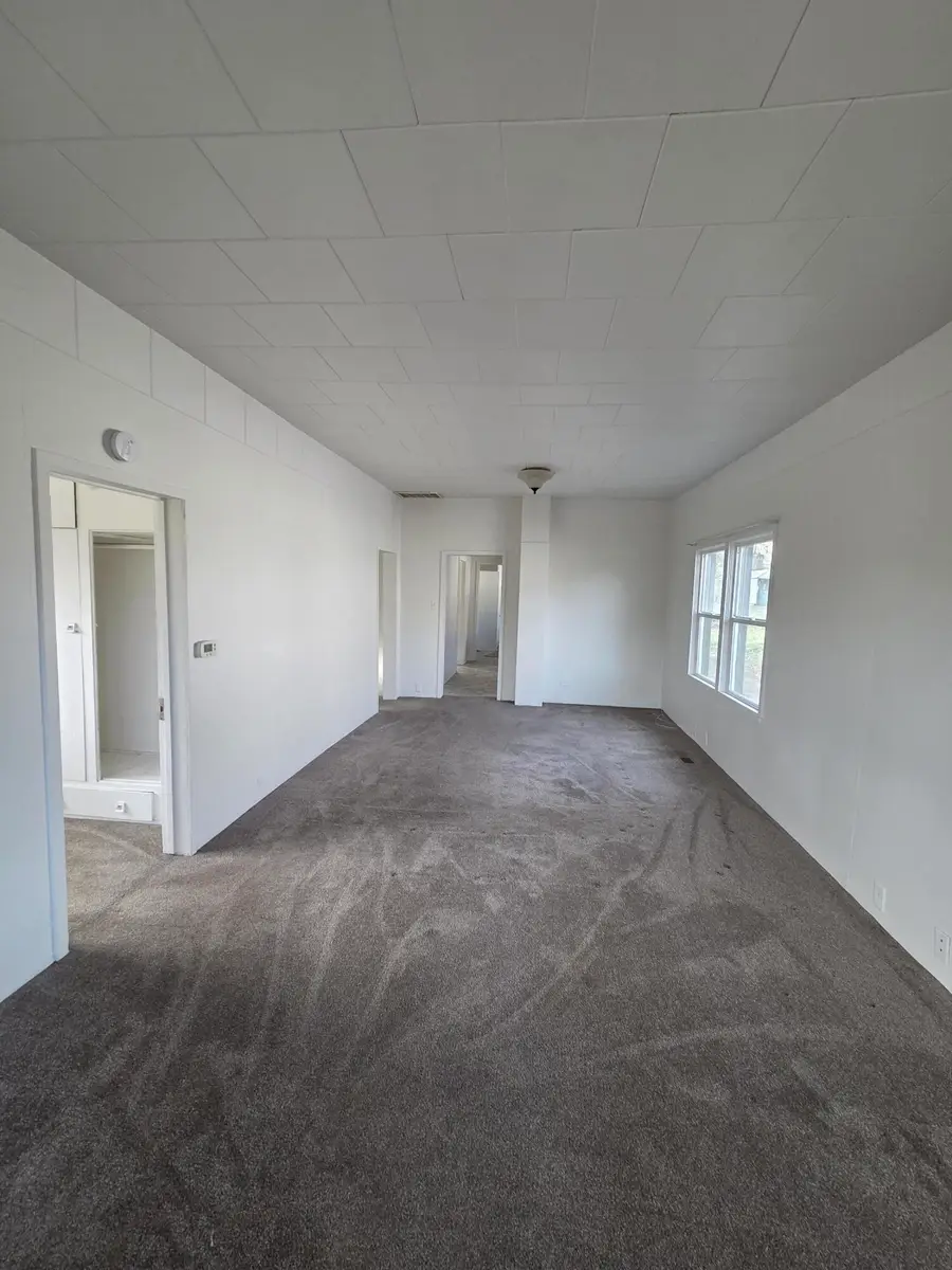 718 N 10th Street, Klamath Falls, OR 97601 - Image #3