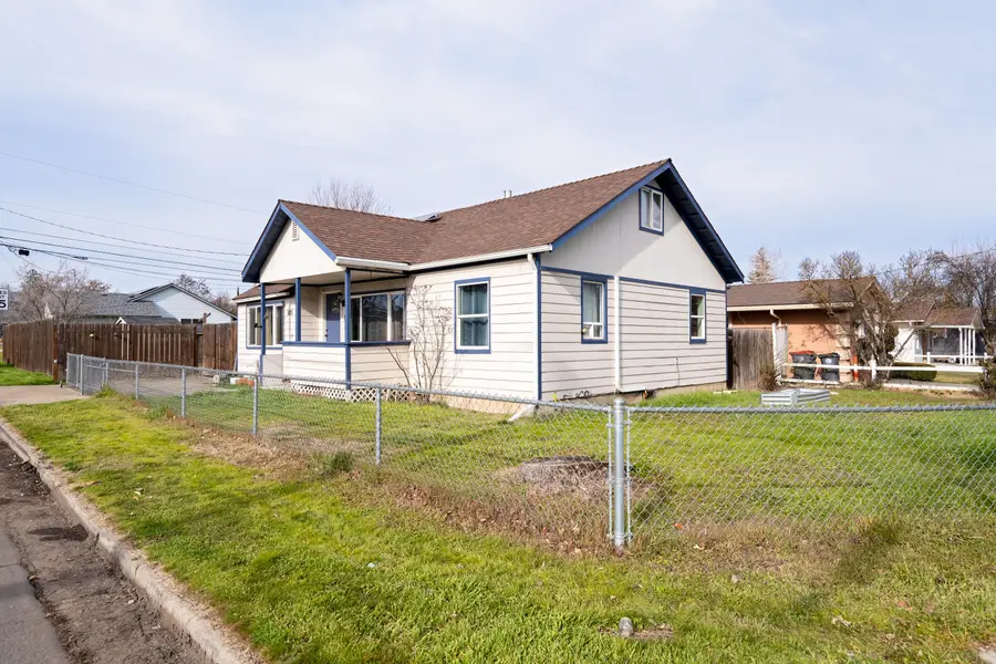 920 W Second Street, Medford, OR 97501 - Image #3