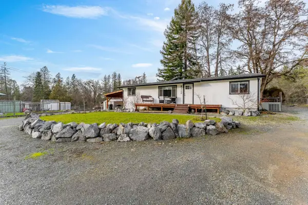 2168 Lonnon Road, Grants Pass, OR 97527