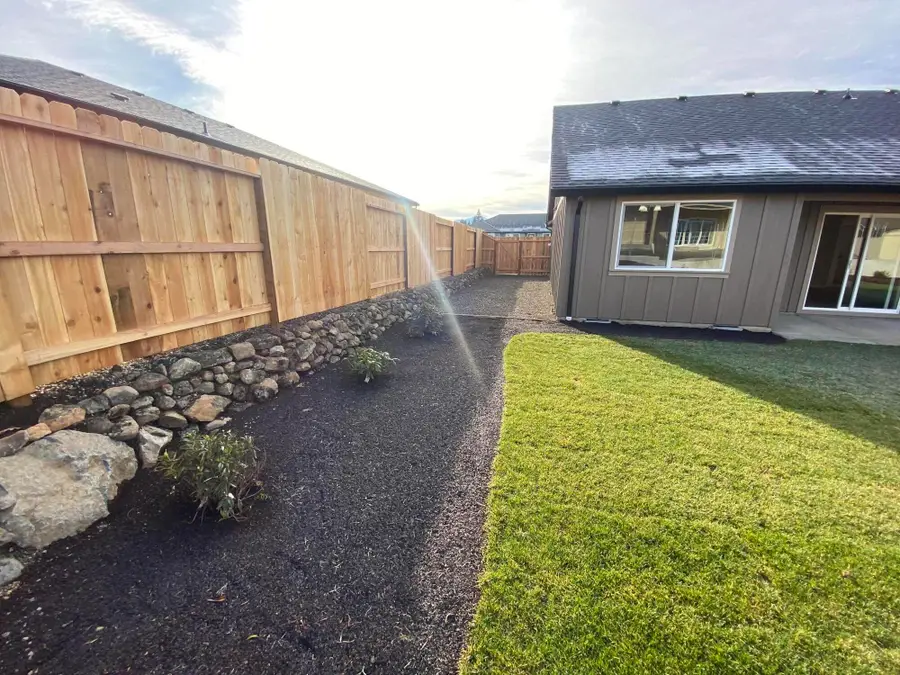 3357 Bryson Way, Medford, OR 97504 - Image #3