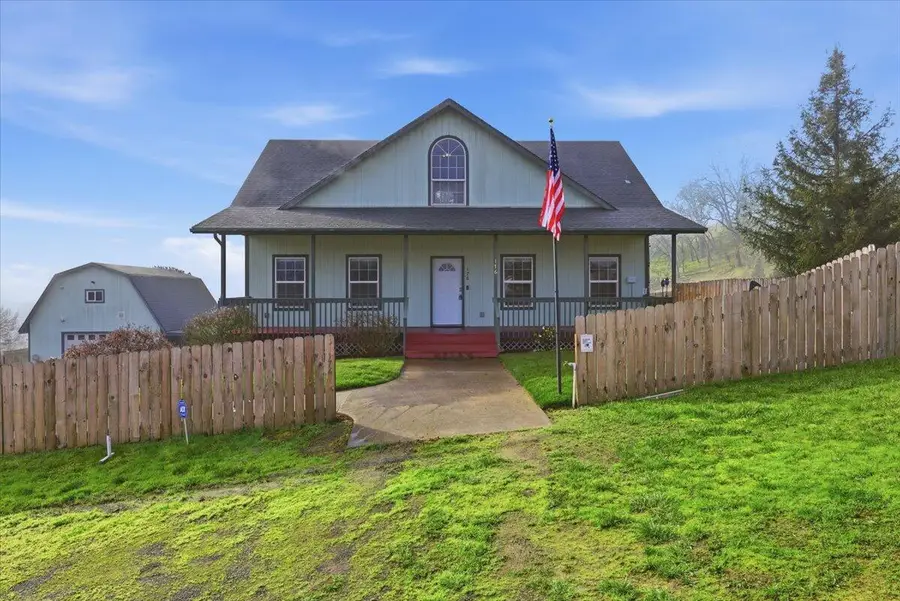 176 Nehalem Loop, Roseburg, OR 97471 - Image #2