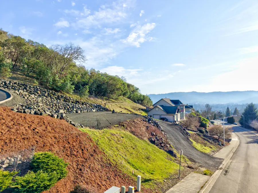 2957 NW Daysha Drive, Roseburg, OR 97471 - #2