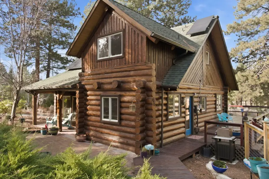 61537 West Ridge Avenue, Bend, OR 97702 - #3