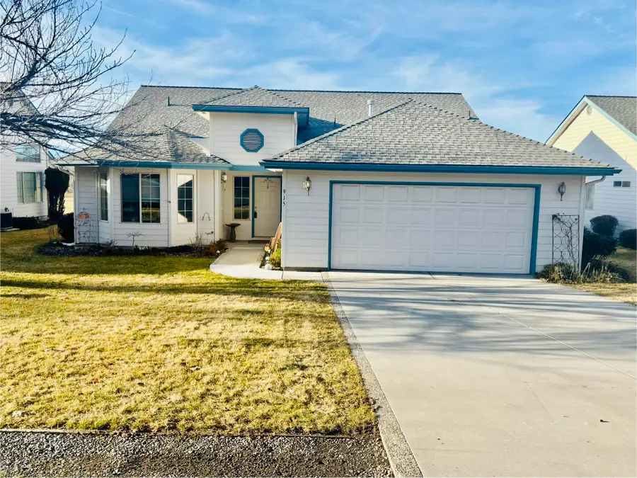 915 Hanks Street, Klamath Falls, OR 97601 - #2