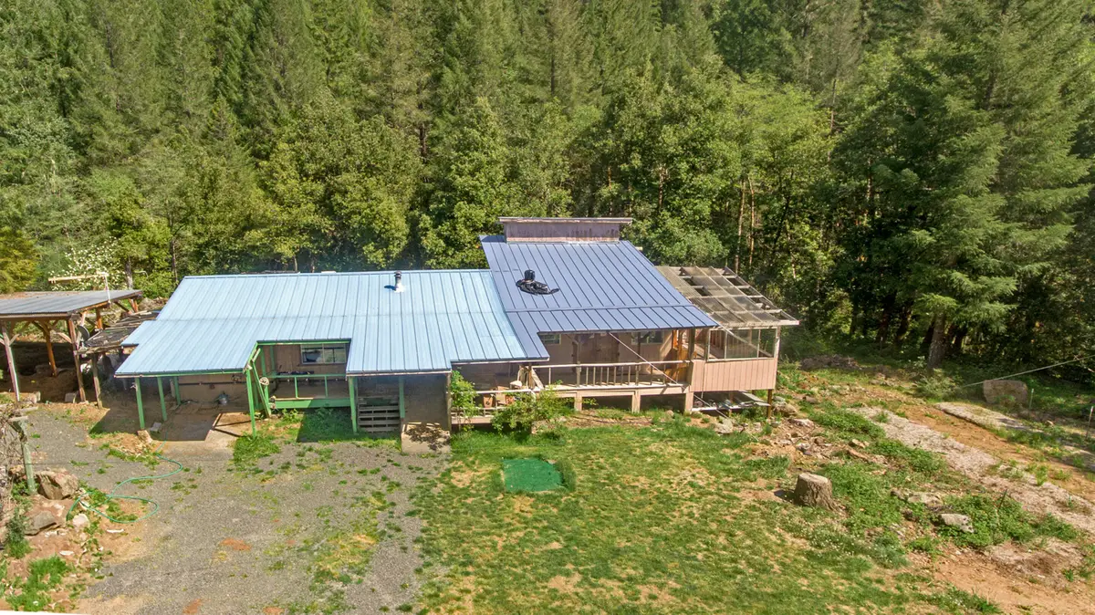 437 Little Grayback Road, Cave Junction, OR 97523 - Image #1