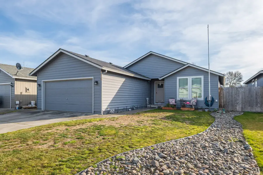 2169 Chambers Lane, Grants Pass, OR 97526 - Image #3