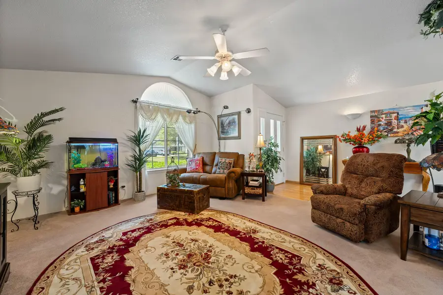 1783 SE Brookhurst Way, Grants Pass, OR 97527 - Image #2