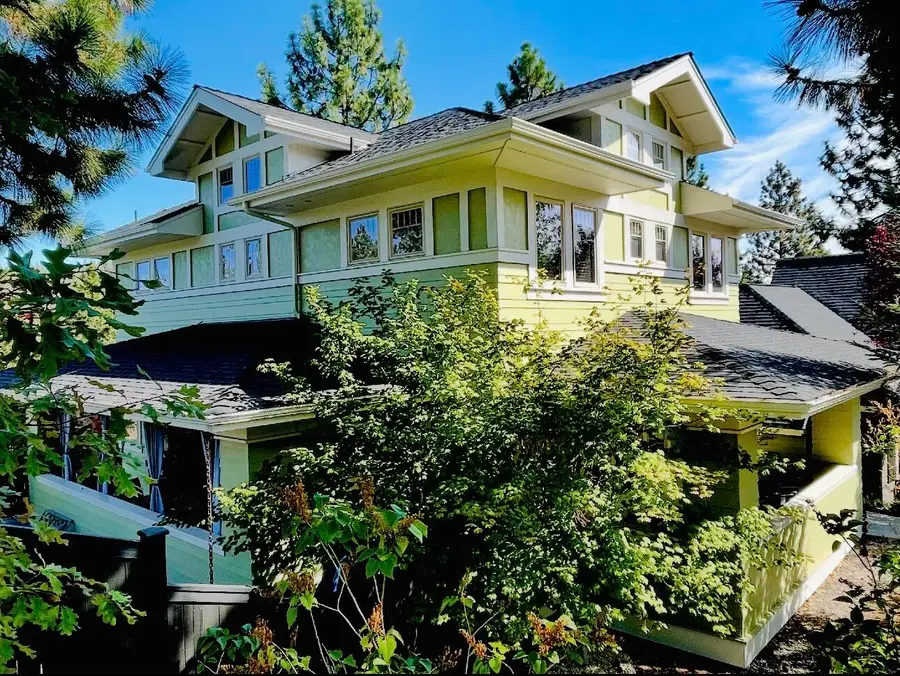 2398 NW Lemhi Pass Drive, Bend, OR 97703 - #2