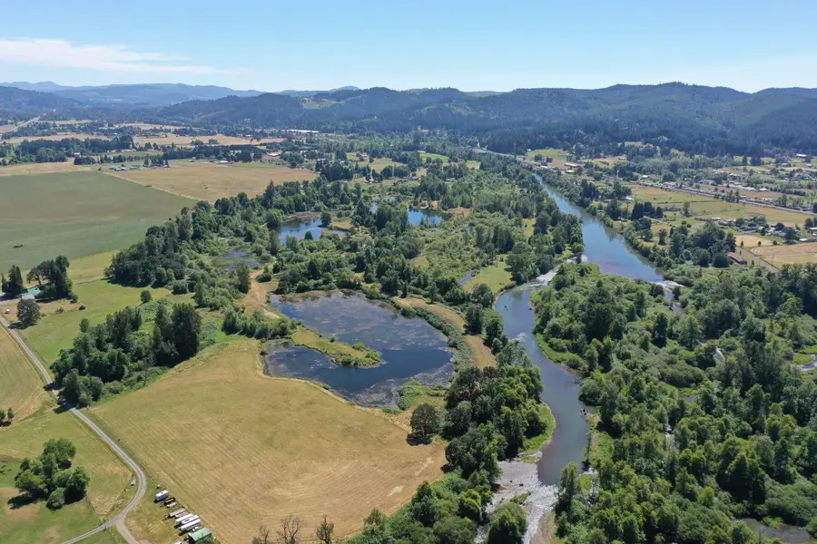 80546 Delight Valley School Road, Cottage Grove, OR 97424 - Image #3