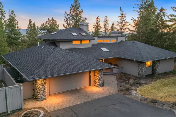 1295 NW City View Drive, Bend, OR 97703