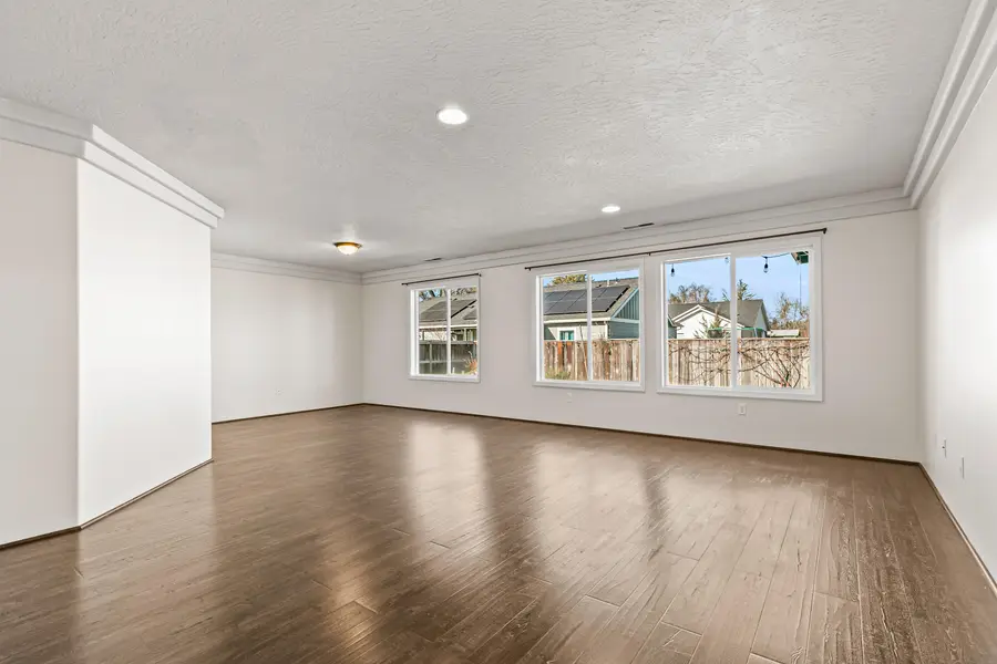 672 Shadow Wood Drive, Medford, OR 97501 - #3