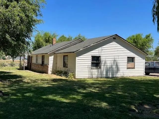 585 SW Fairgrounds Road, Madras, OR 97741 - #2