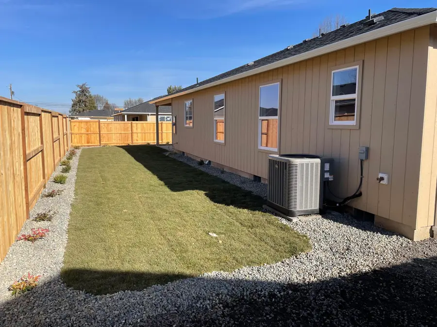 2963 Stonebrook Drive, Medford, OR 97504 - #3