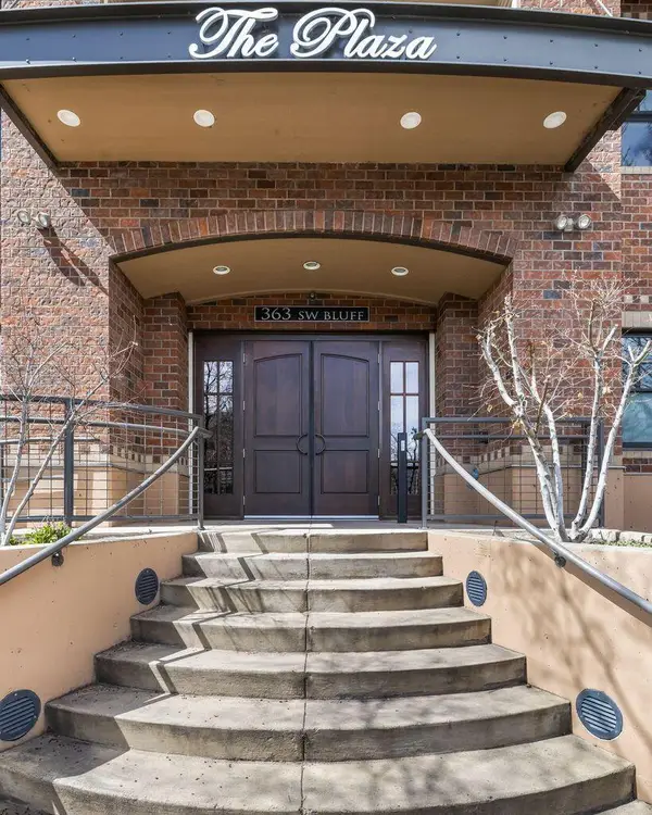 363 SW Bluff Drive #107, Bend, OR 97702