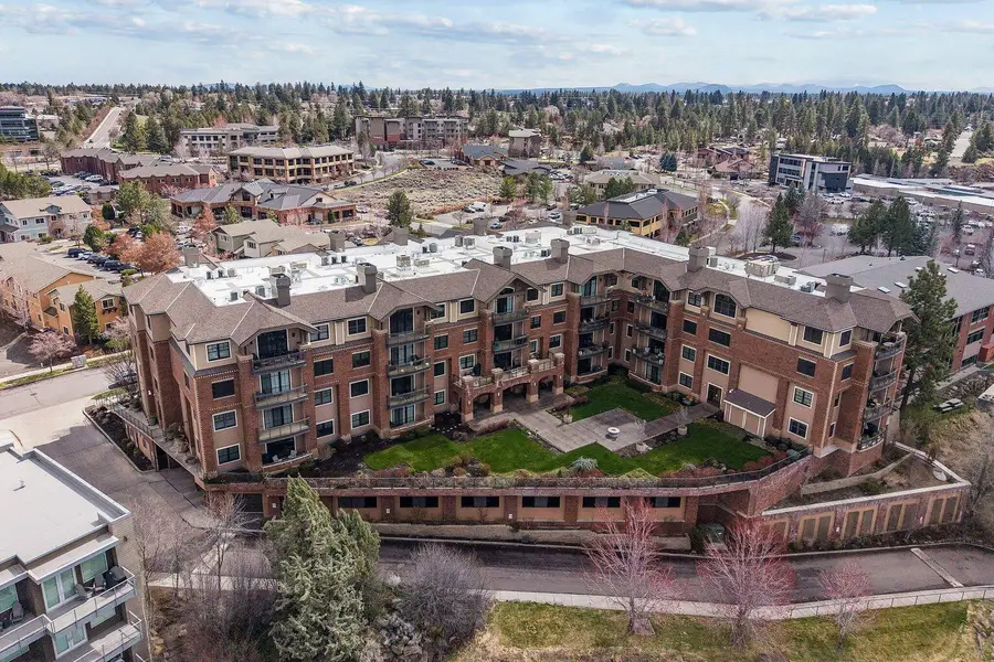 363 SW Bluff Drive #107, Bend, OR 97702 - #2