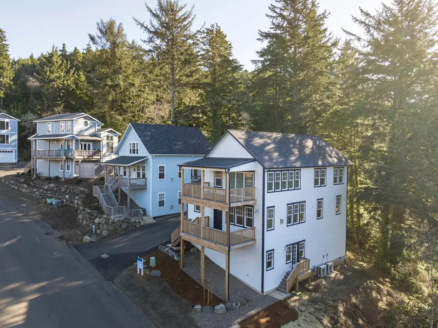 640 NE Lillian Lane, Depoe Bay, OR 97341 - Image #2