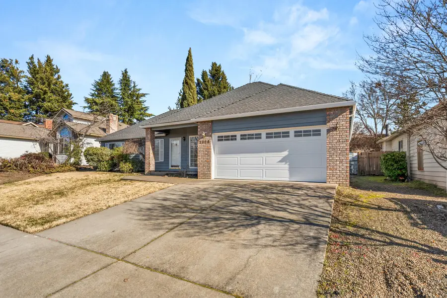 2368 Stonebrook Drive, Medford, OR 97504 - Image #3