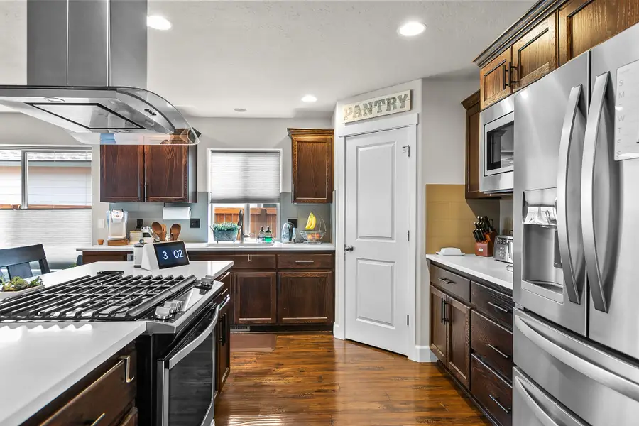 654 NW 27th Street, Redmond, OR 97756 - #3