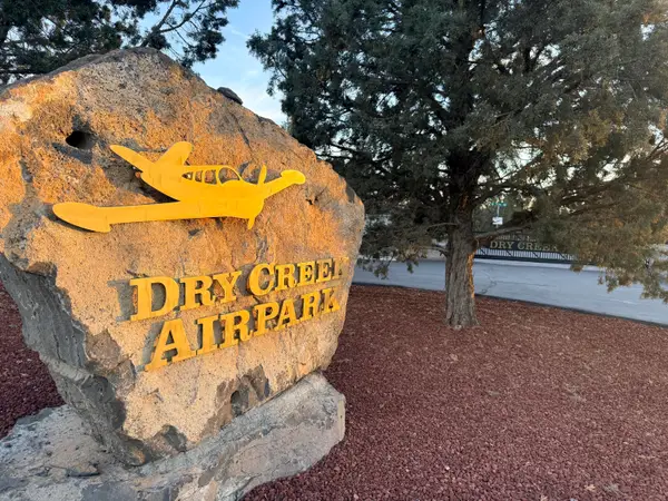 2210 SE Blue Skies Lane, Prineville, OR 97754