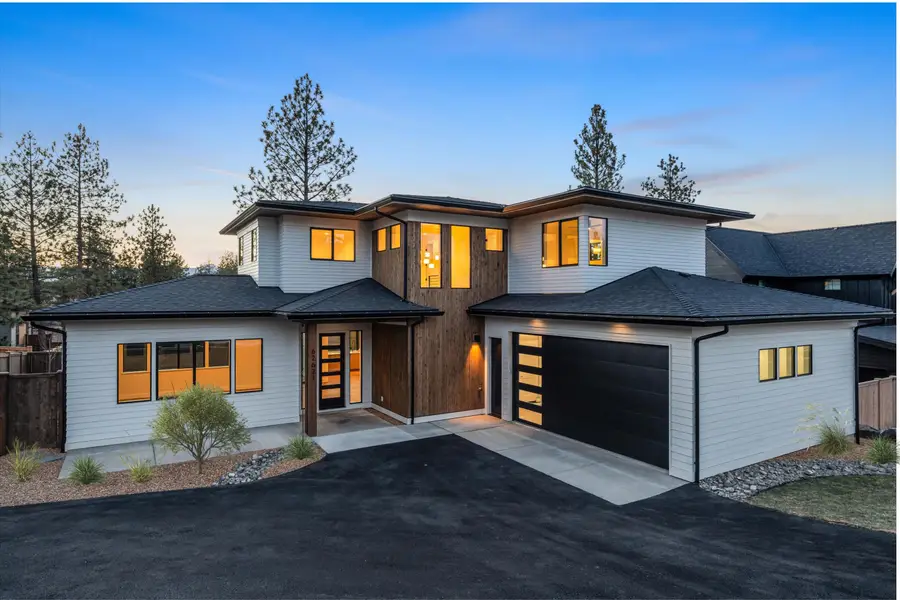 62621 NW Mt Hood Drive, Bend, OR 97703 - #2