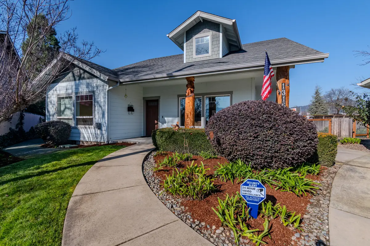 1316 NE Foster Way, Grants Pass, OR 97526 - Image #1