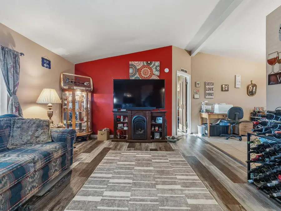 125 W Oregon Avenue, Klamath Falls, OR 97601 - #3