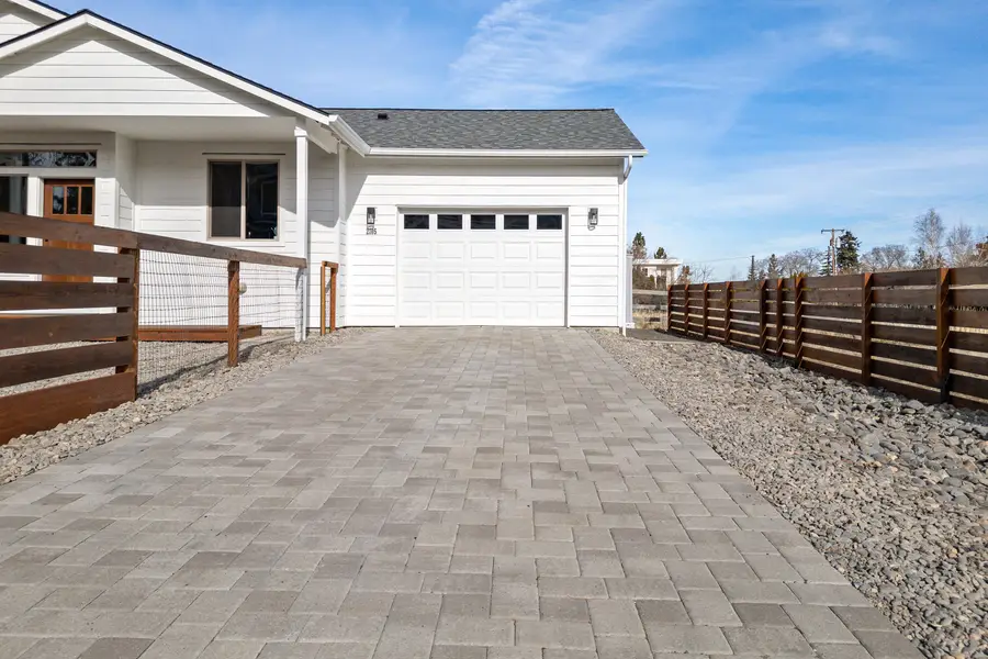 2105 NE 11th Place, Bend, OR 97701 - #3