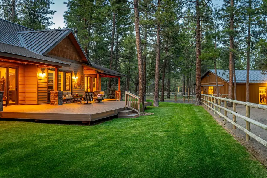 69255 Crooked Horseshoe Road, Sisters, OR 97759 - #3