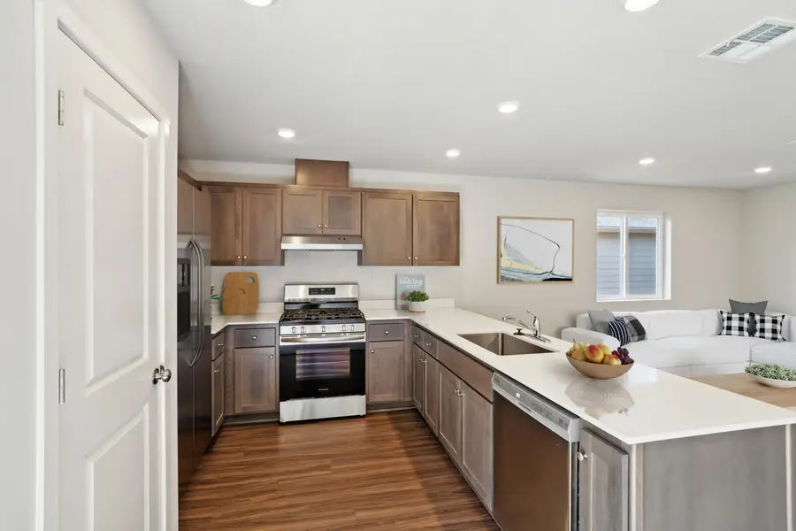 16663 Grey Pine St, La Pine, OR 97739 - #3