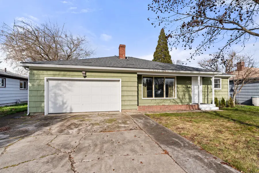 1124 Mt Pitt Avenue, Medford, OR 97501 - #3