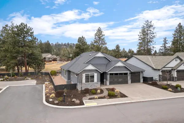 3031 NW Hidden Ridge Drive, Bend, OR 97703