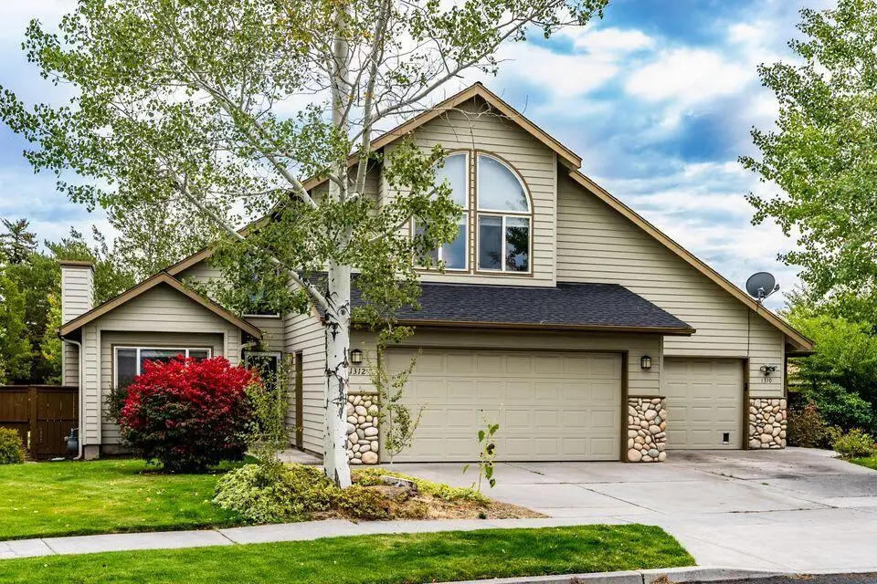 1310 NE Tucson Way, Bend, OR 97701 - #1
