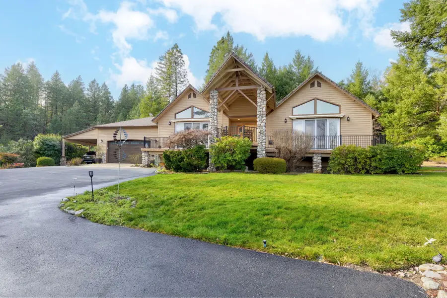 521 Seclusion Loop, Grants Pass, OR 97526 - #2