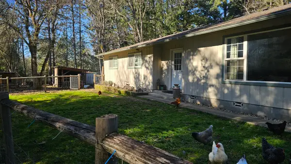 266 Pearl Drive, Grants Pass, OR 97527