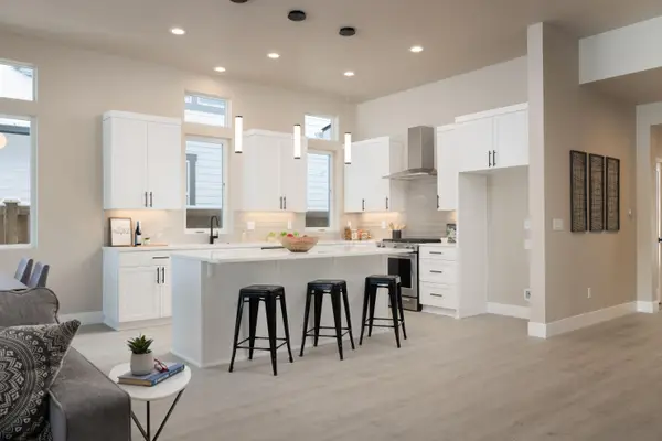 61189 SE Wagyu Drive, Bend, OR 97702