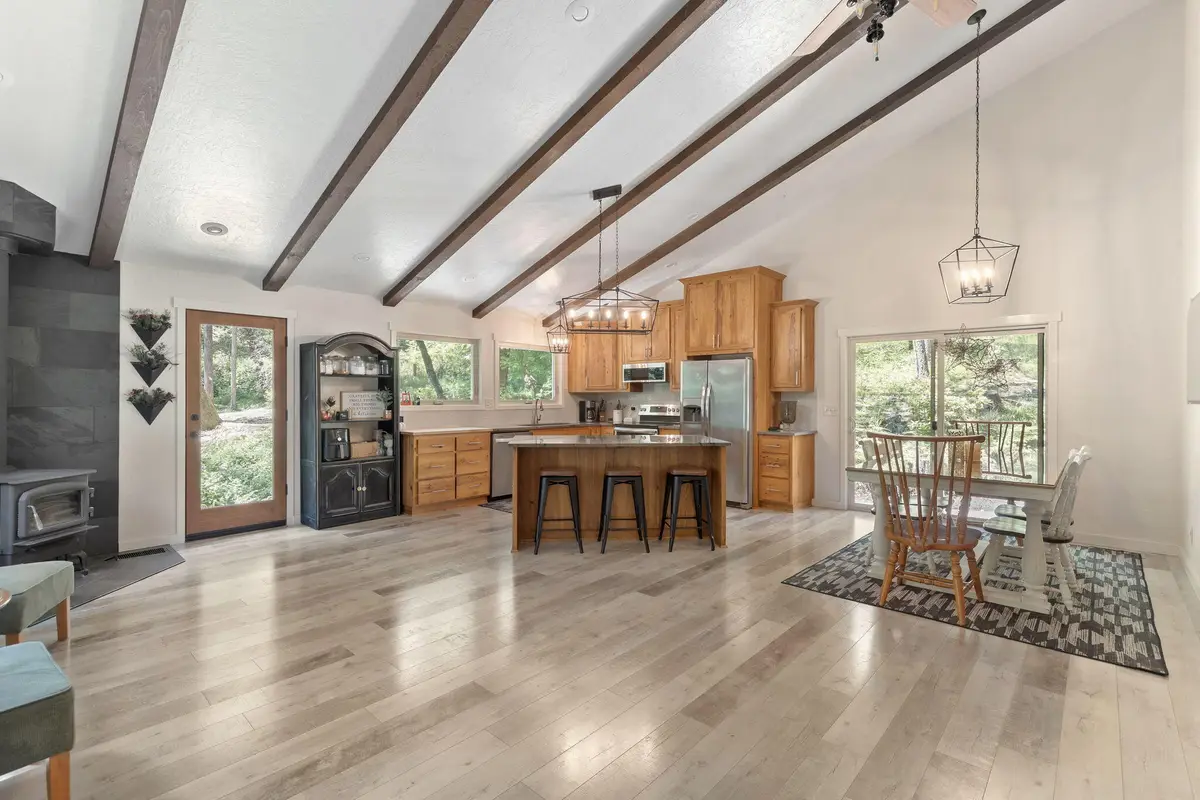 512 Bonnie Lane, Grants Pass, OR 97527 - #1