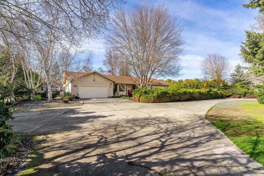 1462 Darneille Lane, Grants Pass, OR 97527 - #2