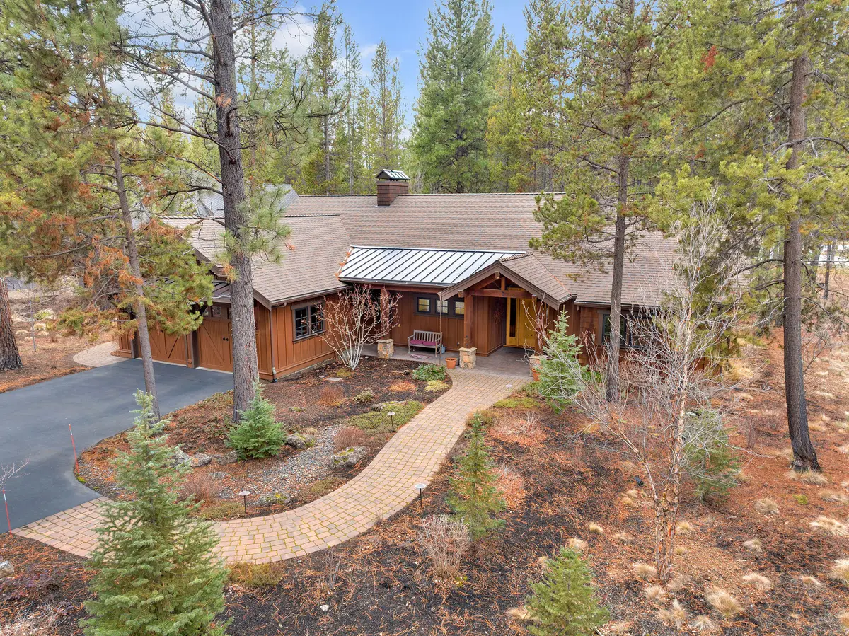 56160 Sable Rock Loop, Bend, OR 97707 - #1