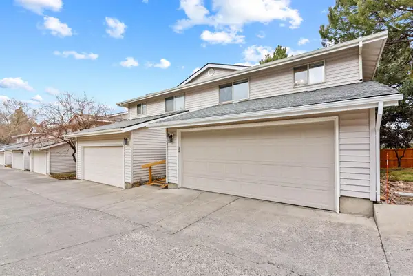 1801 NE Purcell Boulevard #APT 20, Bend, OR 97701