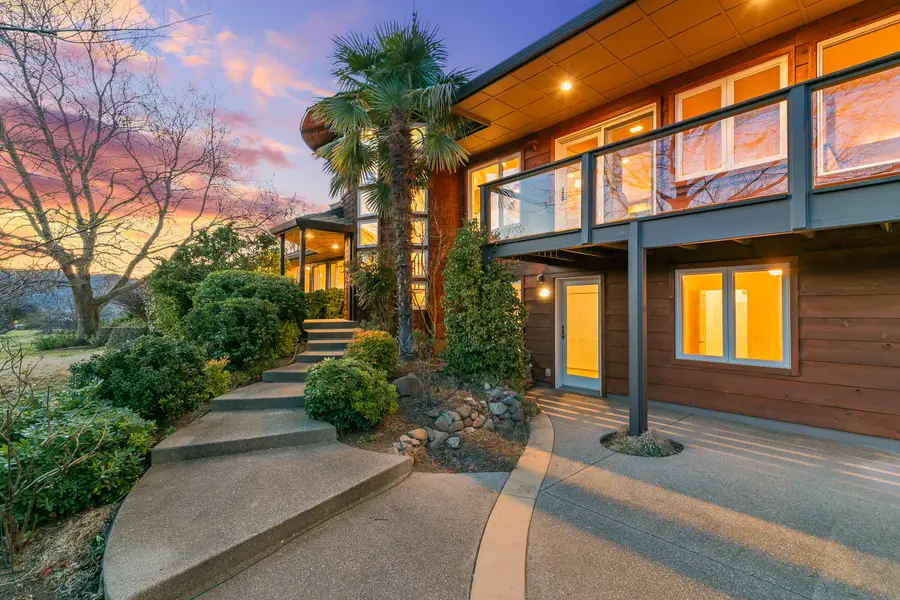 157 Ashland Acres Road, Ashland, OR 97520 - #3