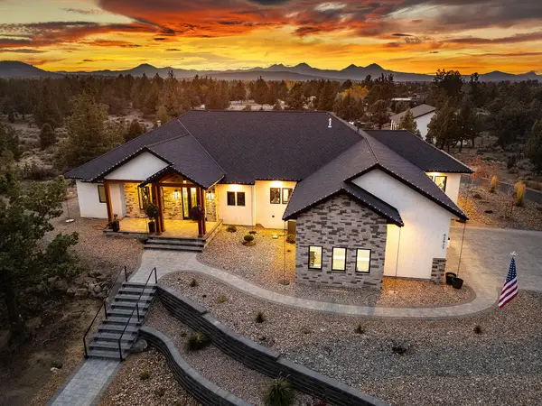 62825 Montara Drive, Bend, OR 97701