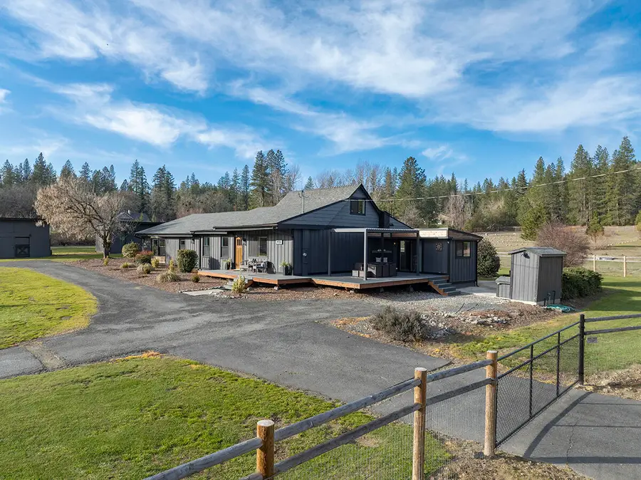 430 Stringer Gap Road, Grants Pass, OR 97527 - #2